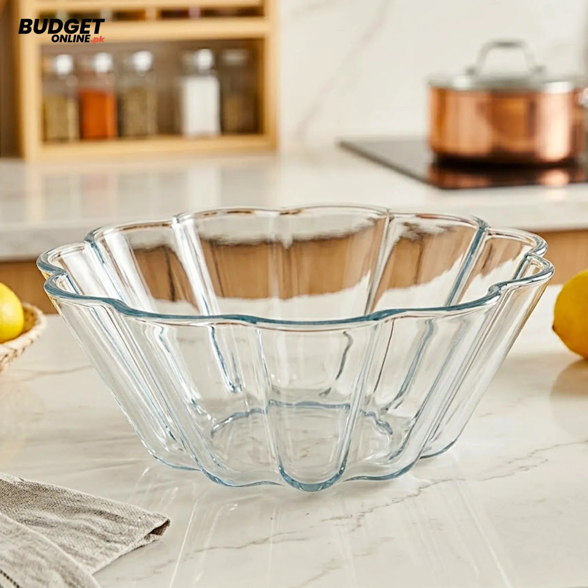 Borcam 8.5-Inch Glass Serving Bowl